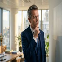 A Saint-Denis, le portrait de macron décroché fait monter la tension avec l’état