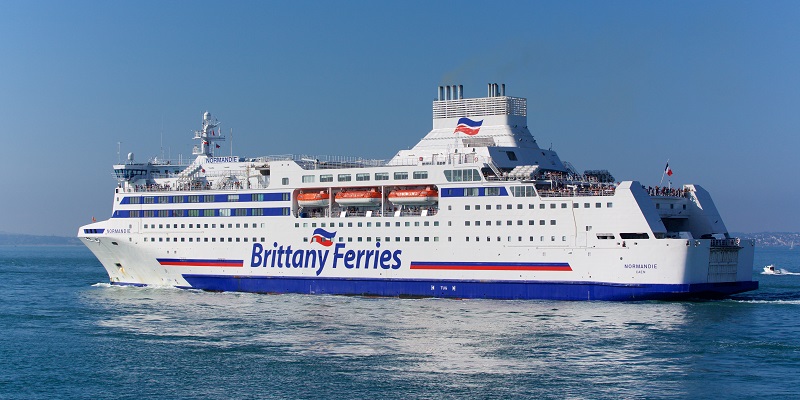 service-client-brittany-ferries-img