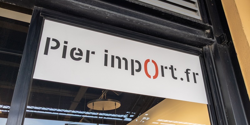 service-client-pier-import-img